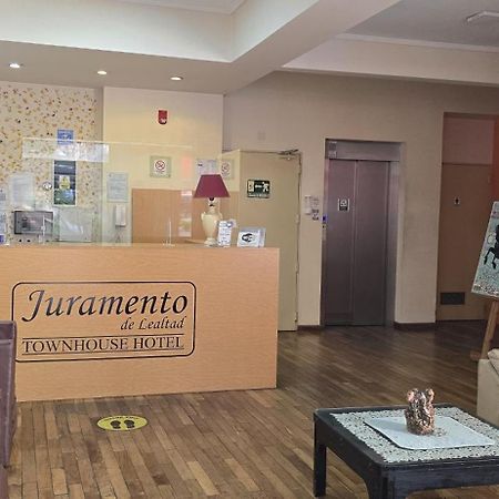 Juramento De Lealtad Townhouse Hotel Buenos Aires Kültér fotó